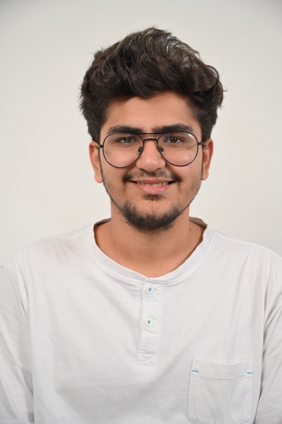 Parth Modi headshot